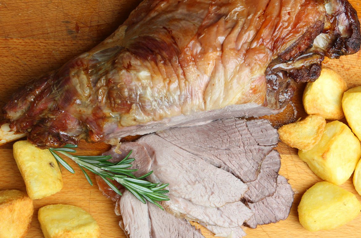 Lamb shoulder with harissa and lamb stovies